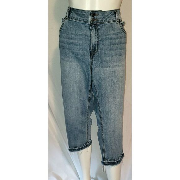 Cato Denim - Cato Est 1946 Denim Raw Hem Cropped Jeans - Size 16W